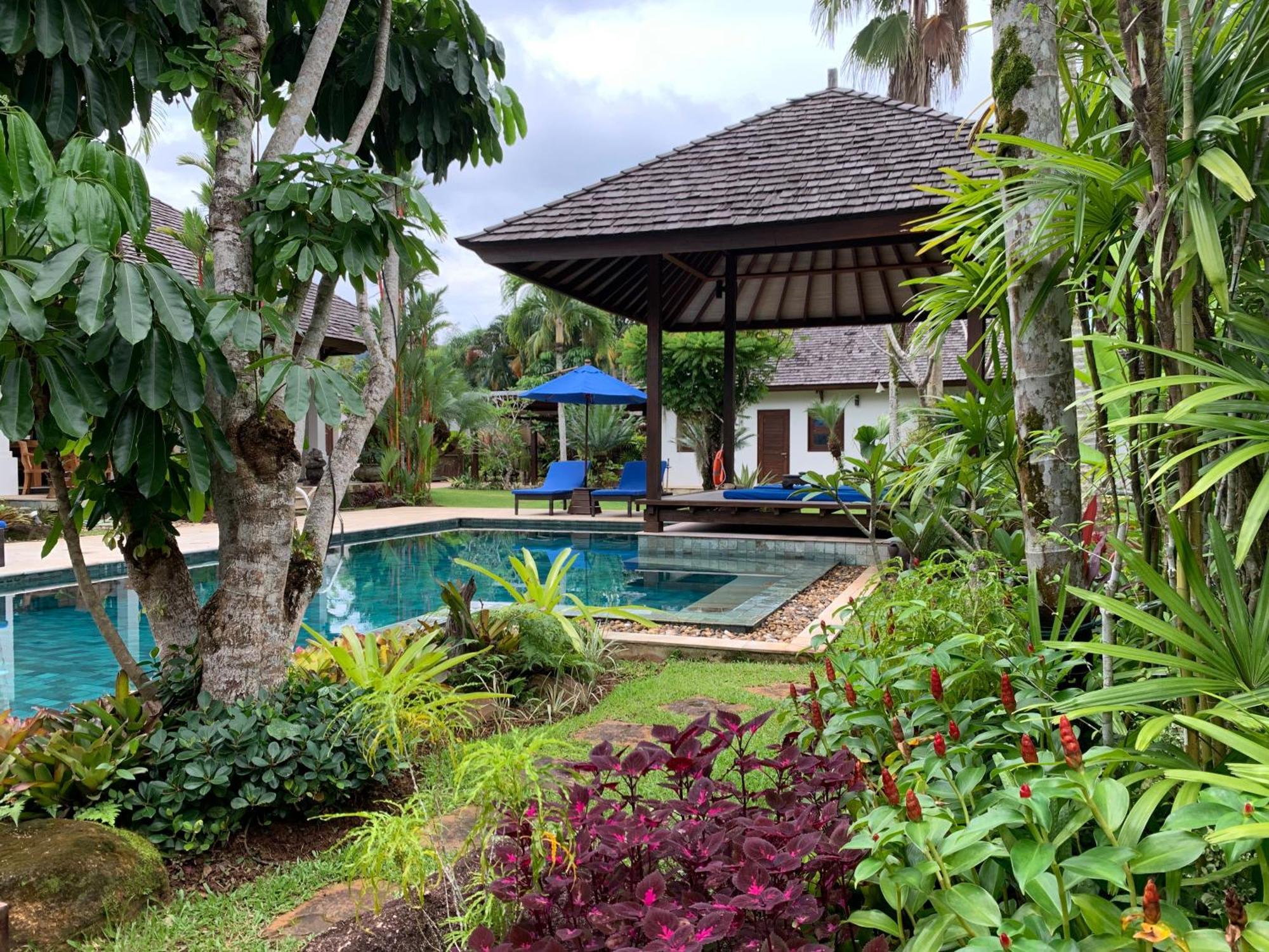 Villa Baan Pinya Balinese Style Pool